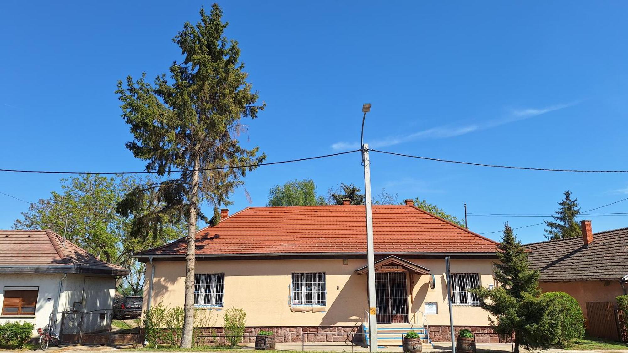 Koppany Vendeghaz Lägenhet Adand Exteriör bild
